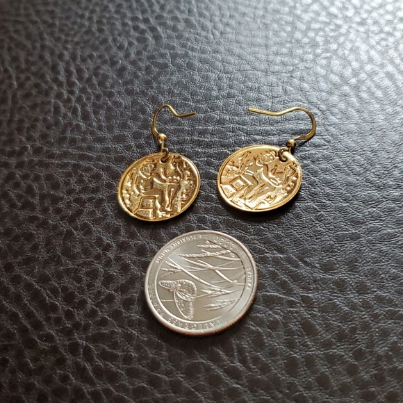 Earrings - Picture 5 of 5